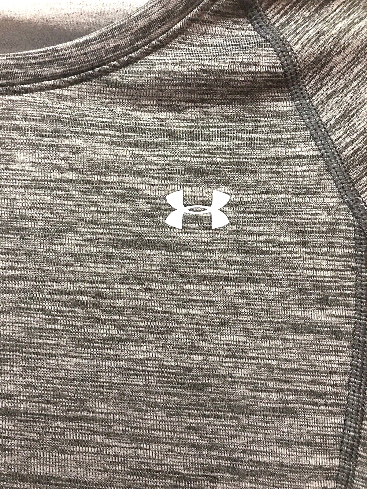 Under Armour Crew Neck Compression Cold Gear Shirt Heather Gray Size S/M/L??