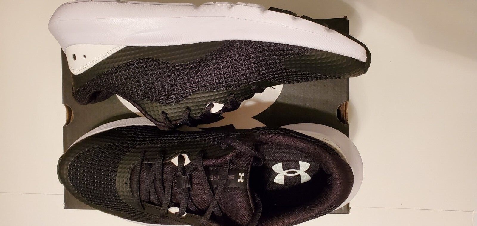 Under Armour Surge 3 Men’s Running Shoes, Color: Black/White, Size: 10
