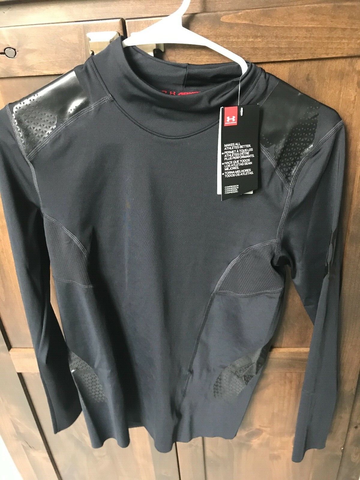 (K) NWT! Under Armour Men’s Black Compression Long Sleeve Shirt Size MED
