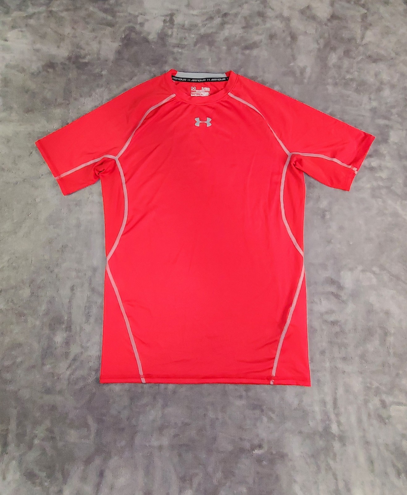 Under Armour Sz XL Men’s Heatgear Armour Compression Short Sleeve Shirt Red C18