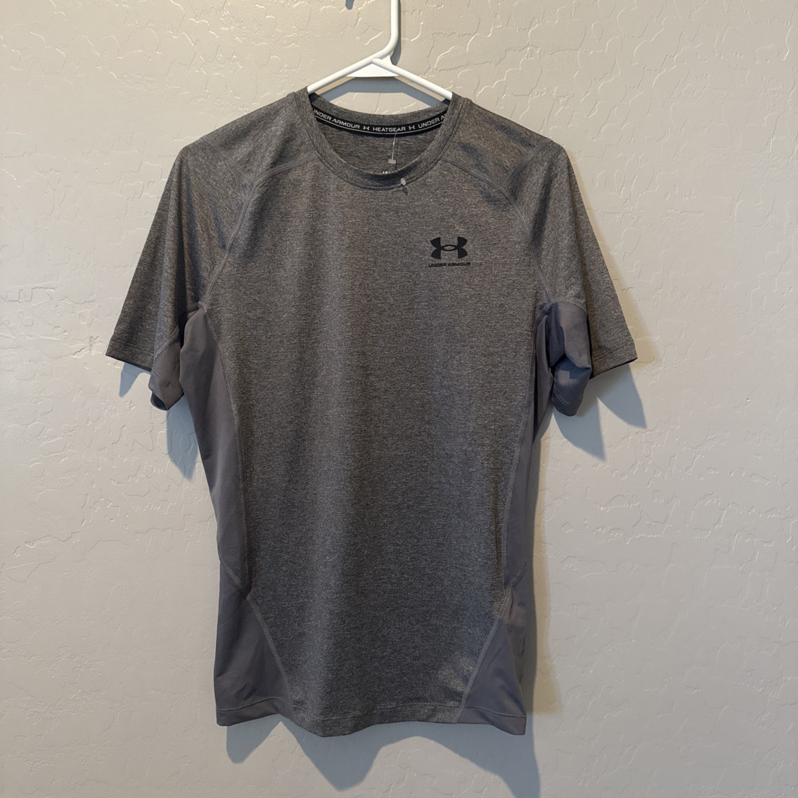 Under Armour Men’s LG Gray HeatGear Short Sleeve Compression Shirt NWOT 1361518