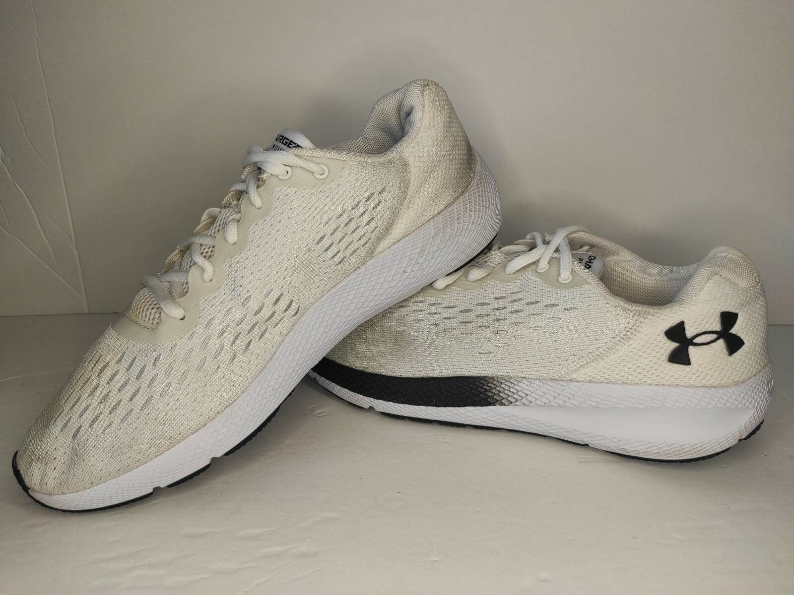 Under Armor Charged Pursuit 2 White Black Running Athletic Men Shoes