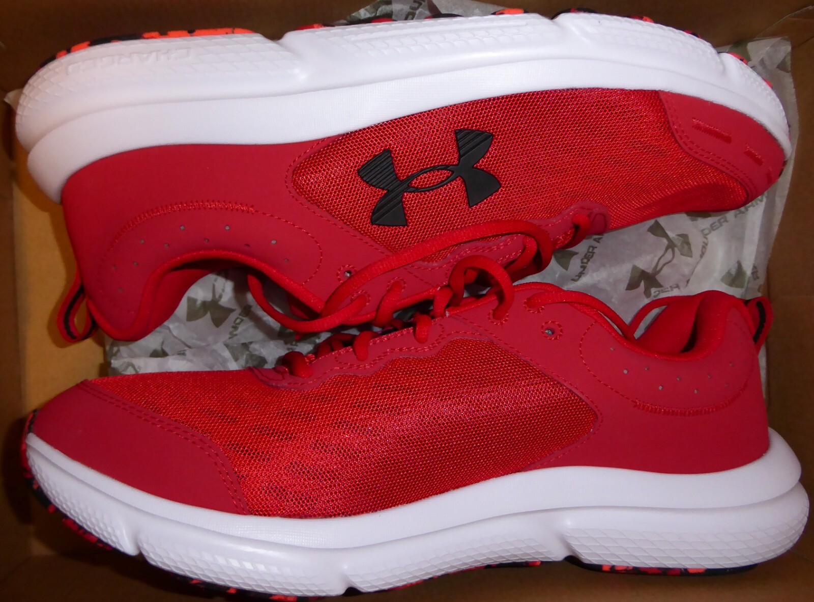 Under Armour Charged Assert 10 Men’s Running Shoes-(Brand New /Size 13)