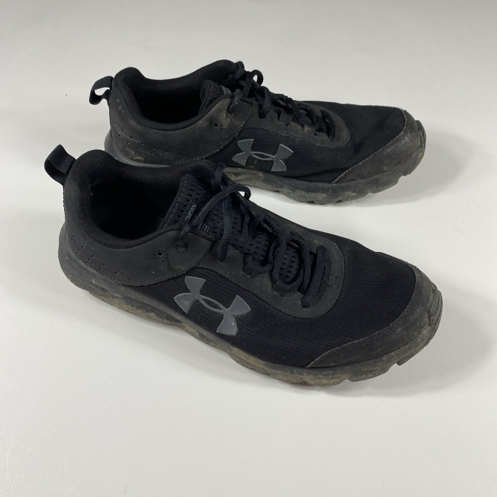 Under Armour Men’s Charged Assert 8 Running Shoe Black Size 10.5  (F8B-2608)