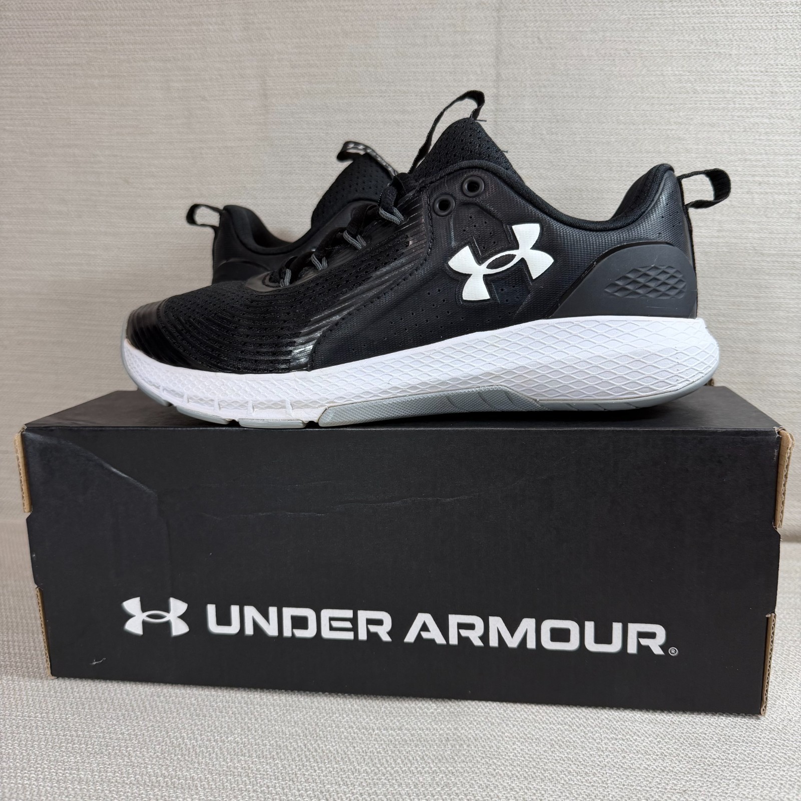 Under Armour Charged Commit TR 3 Men 8 Black White Training Shoes W/ Box