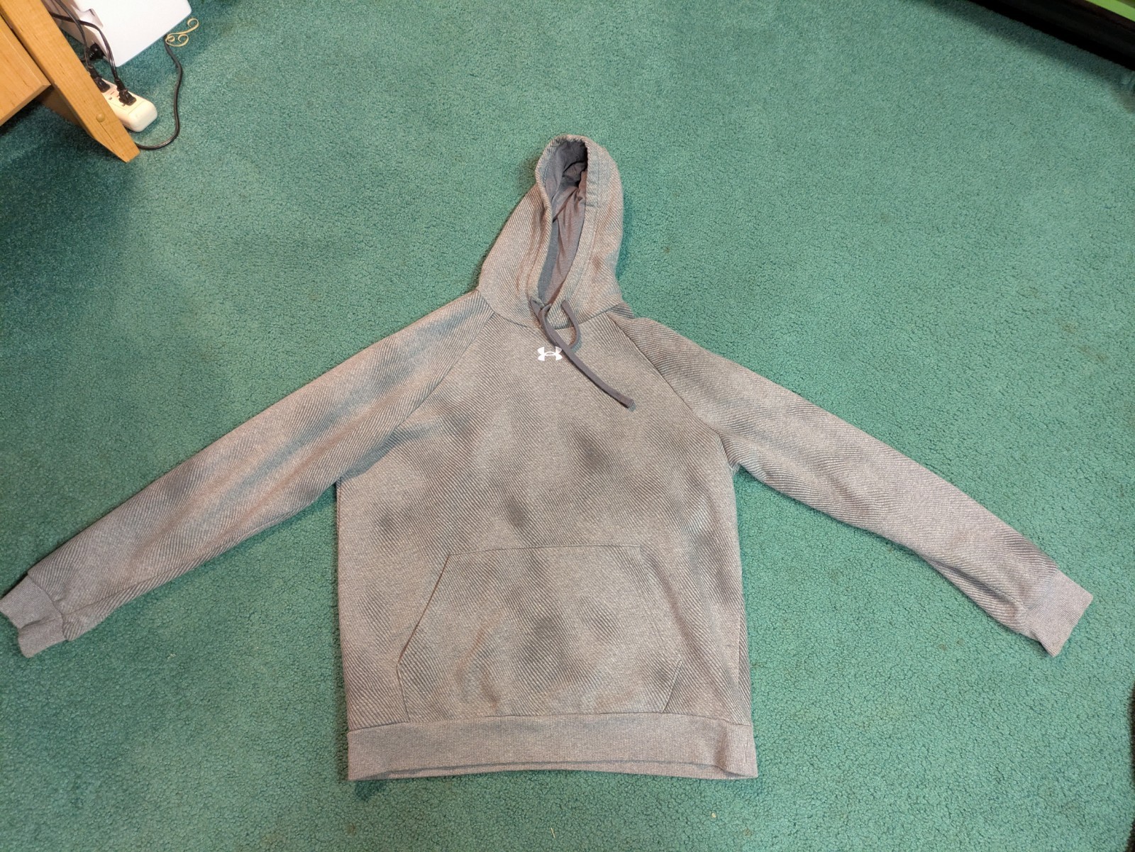 Men’s Under Armour Hoodie Gray -w- Dark & Light Pattern Medium -w- Front Pocket