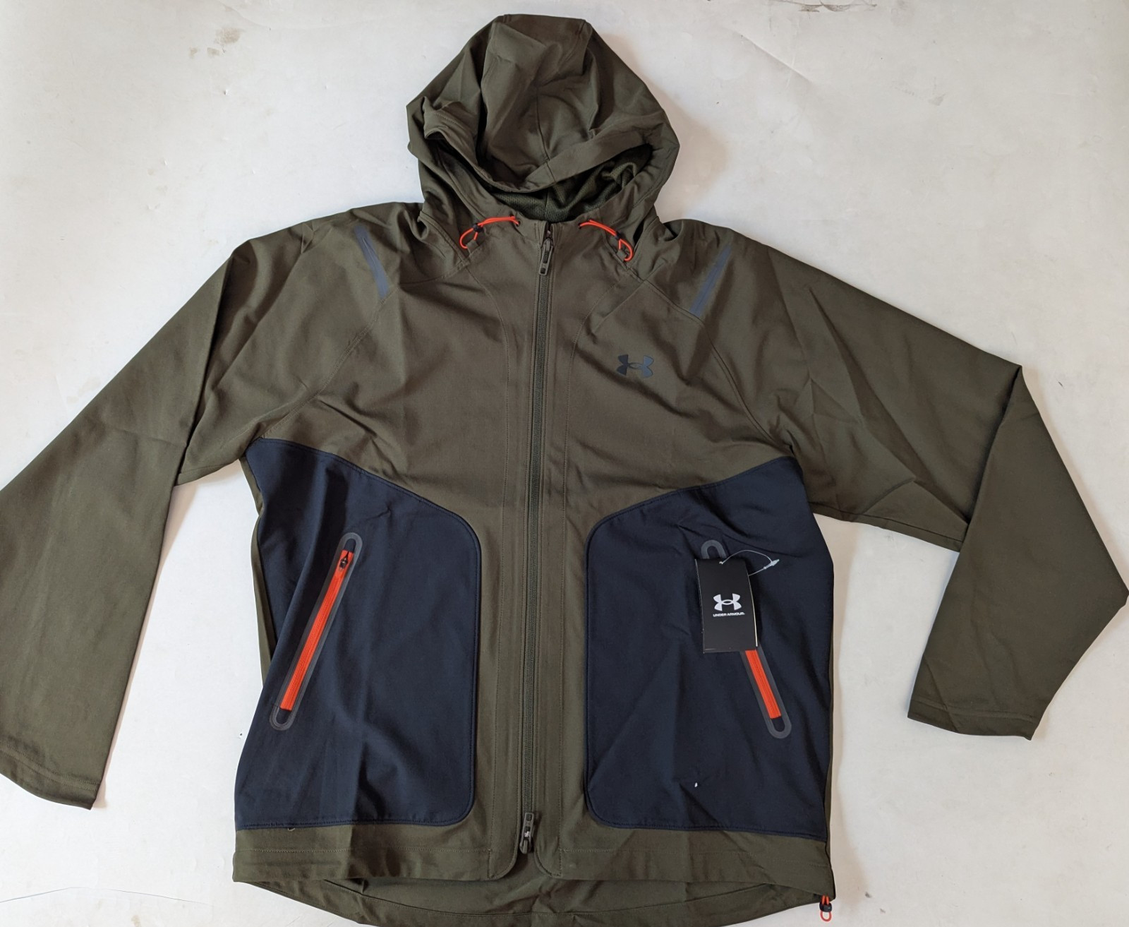 Under Armour  Unstoppable LC 1389354 308  man jacket size L  XL  Brand New  $110