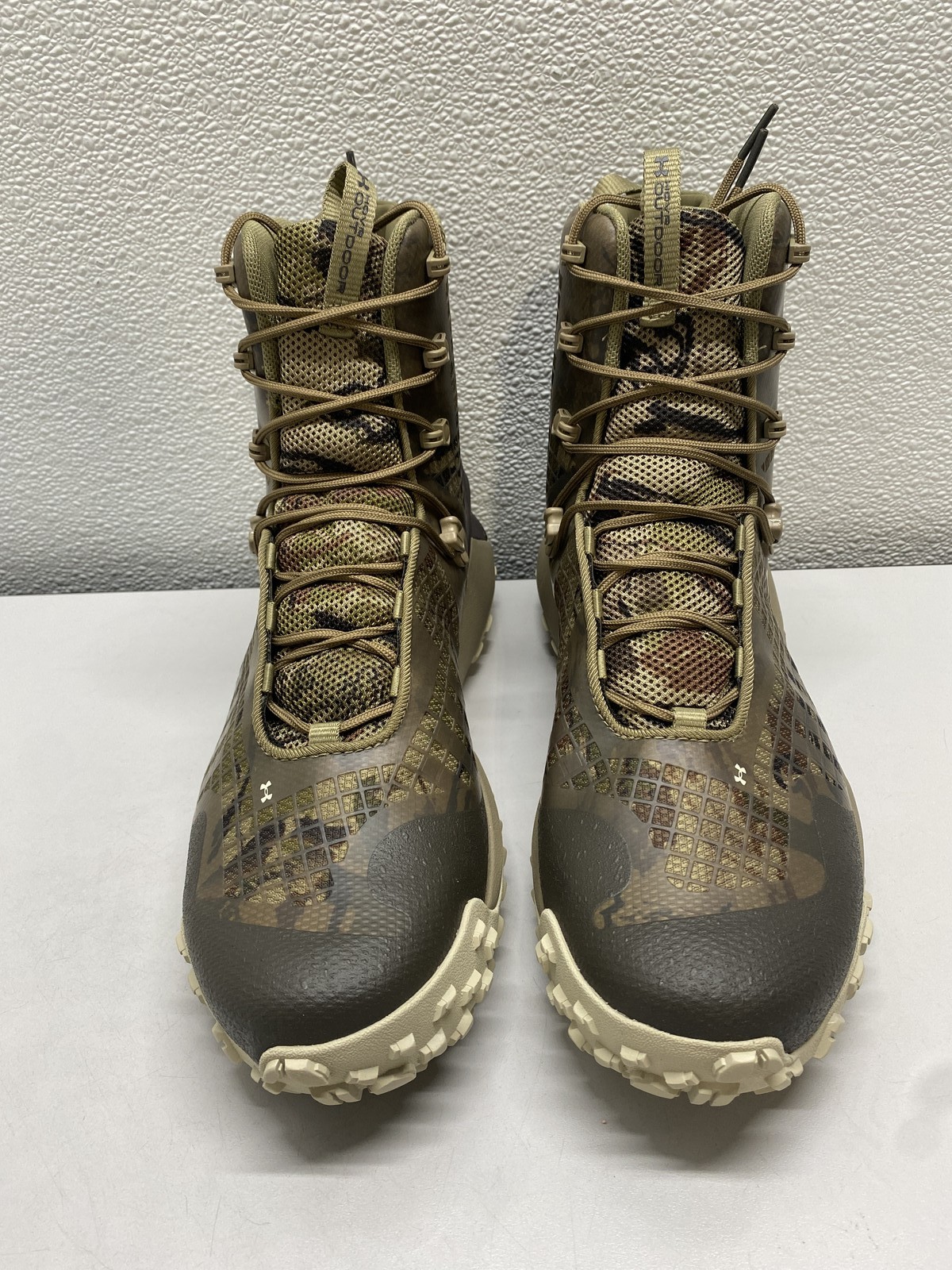 Under Armour Mens UA HOVR Down Waterproof 2.0 Boots Size 12 Forest Camo Brown