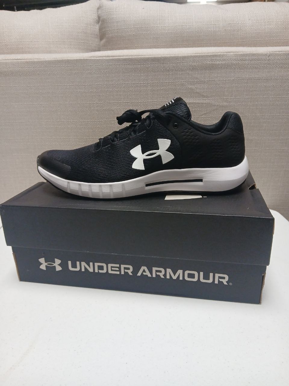 Under Armour Micro G Pursuit BP Men’s Shoes – Size 9