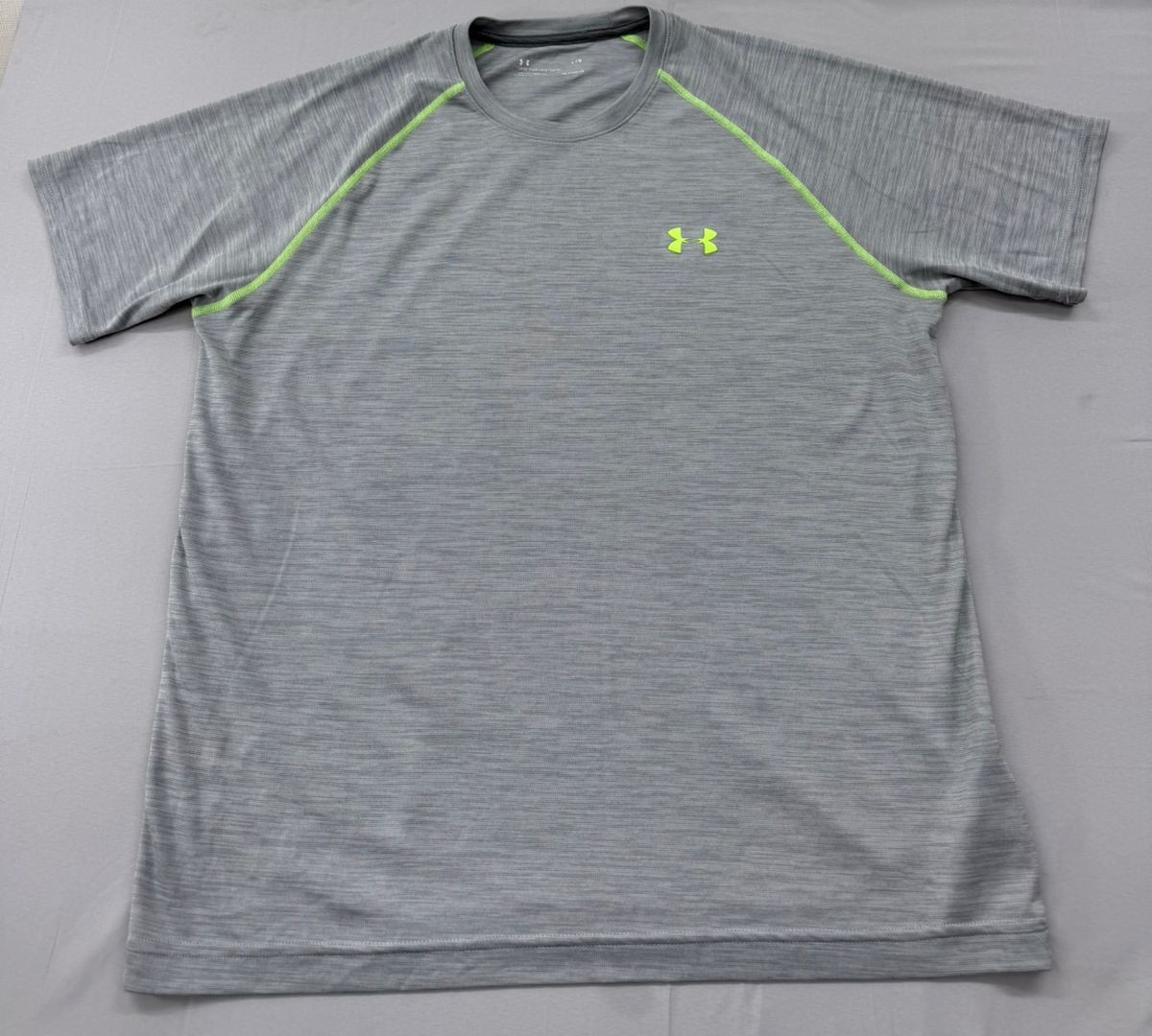 Under Armour Men’s HeatGear Gray Compression T-Shirt L
