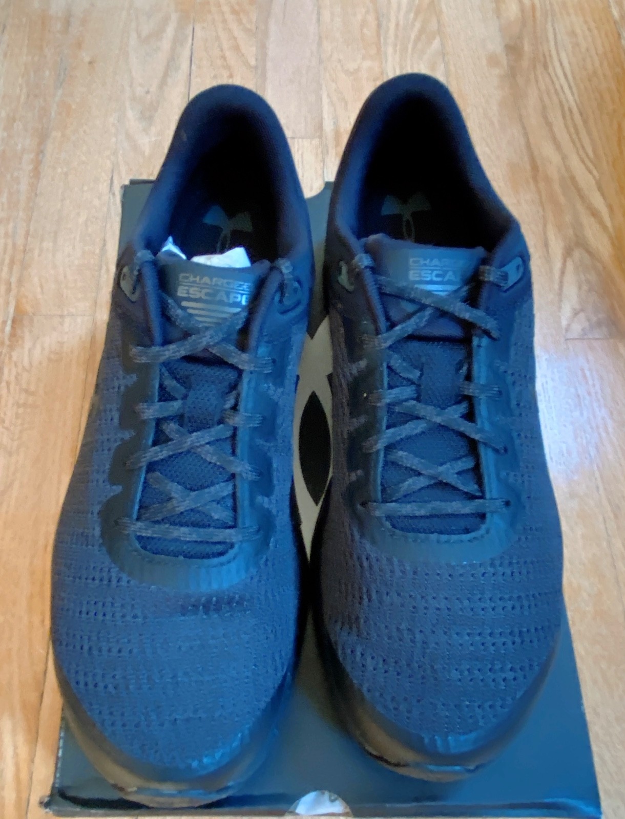 NIB Under Armour UA Charged Escape 3 Men’s 8 Black Running Shoes 3021949-002