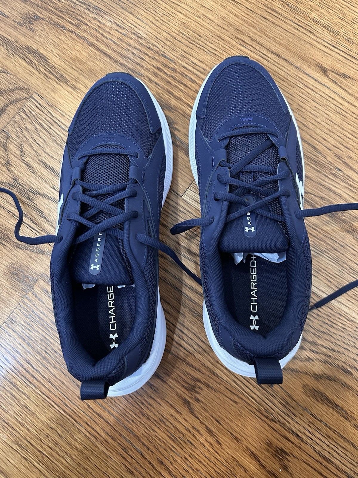 Brand new Under Armour Assert II Size 10