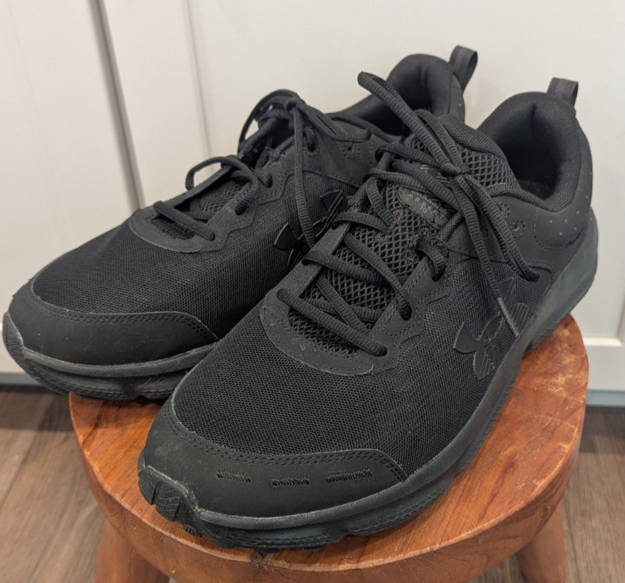 Under Armour Men US13 UA Charged Assert 10 Running Shoes all Black – 3026175