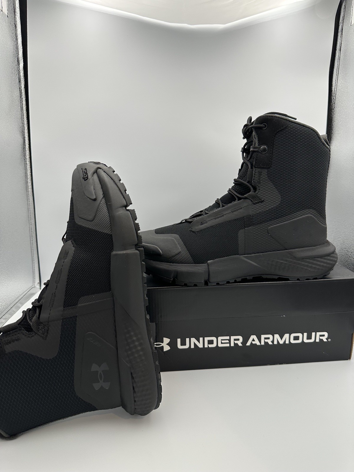 Under Armour 3027679 Men’s UA Charged Valsetz Side-Zip Waterproof Duty Boots NEW