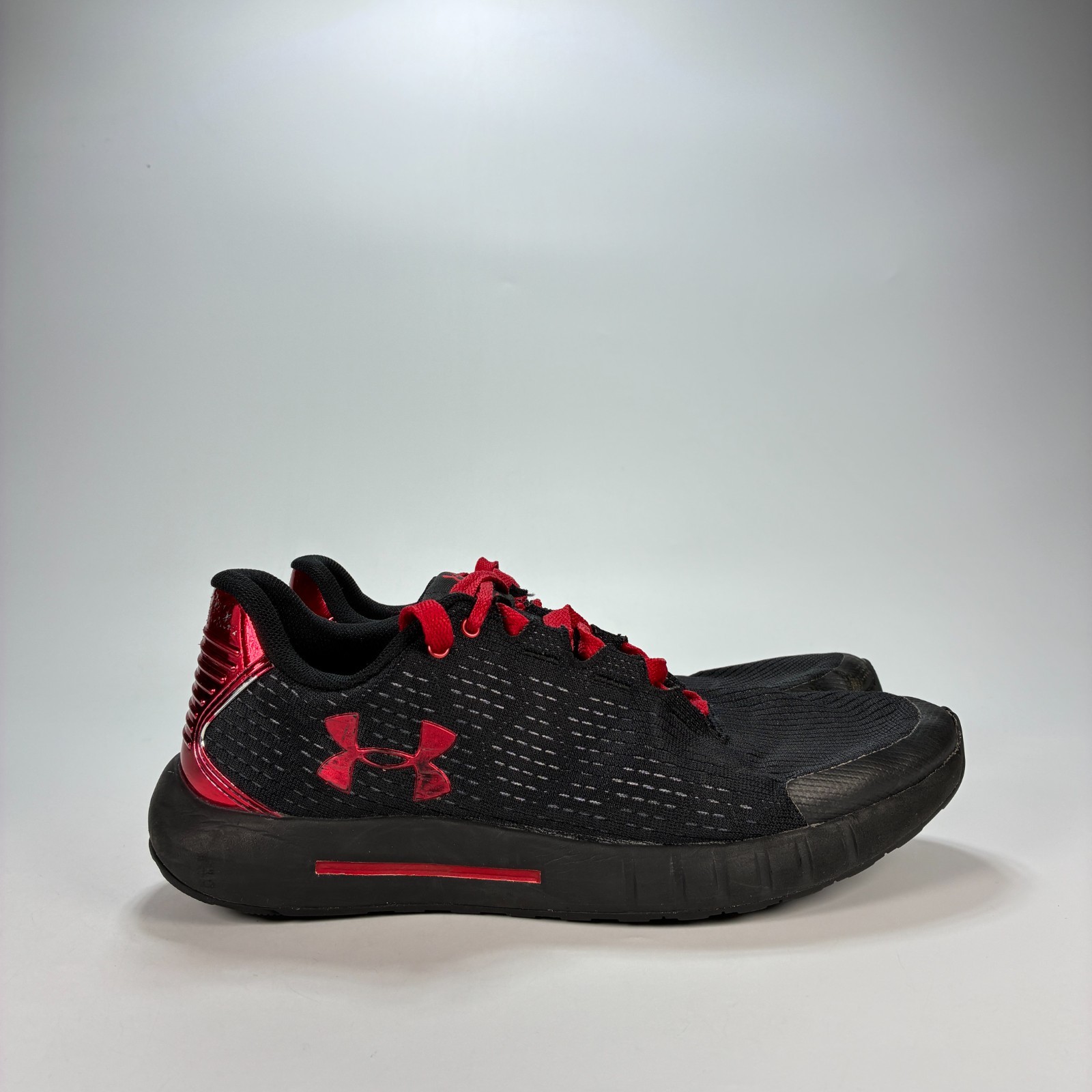 Under Armour Micro G Pursuit BP Black Red Running Shoes 3021232-004 Mens Size 10