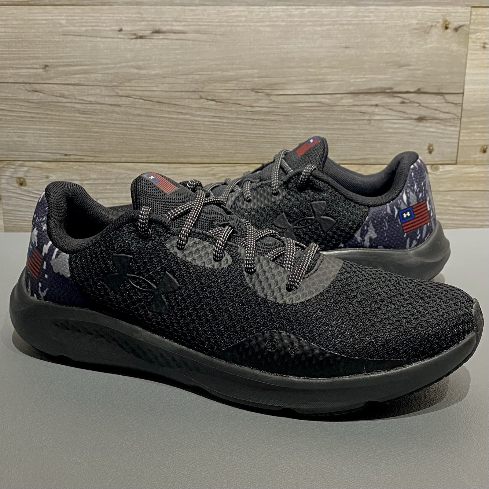 Under Armour Charged Pursuit 3 Freedom Sneakers Shoes Men’s 10.5 Black Camo Flag