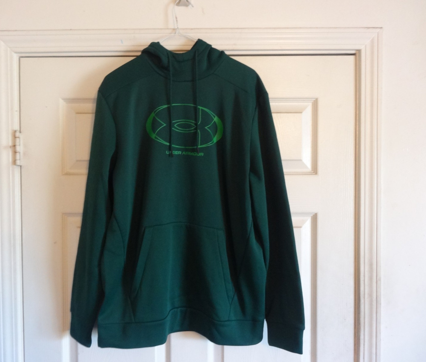 Under Armour Mens Fleece Graphic Pullover Hoodie Green Sz Medium 1373355 NWOT