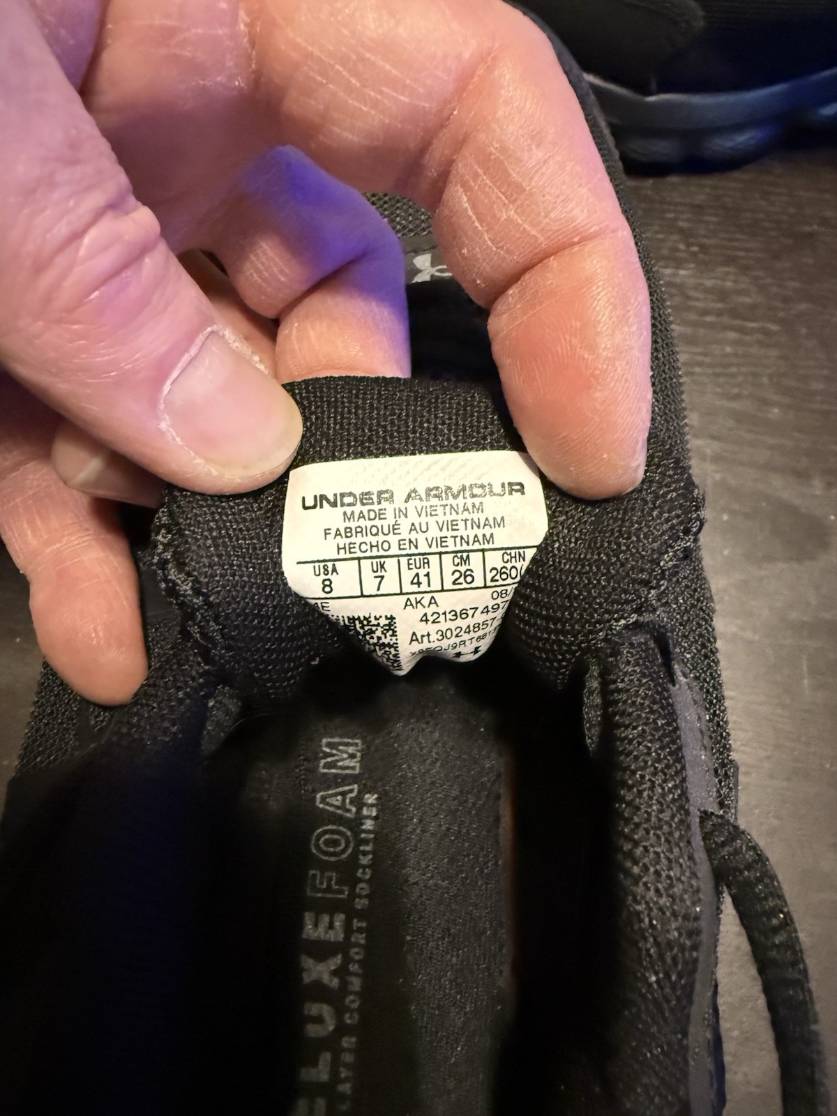 Size 8- Under Armour Charged Assert 10 Triple Black