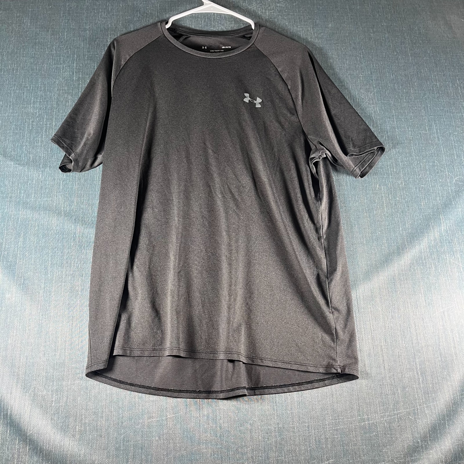 Under Armour Men’s T-Shirt Size L Black Performance Tech Tee 100% Polyester