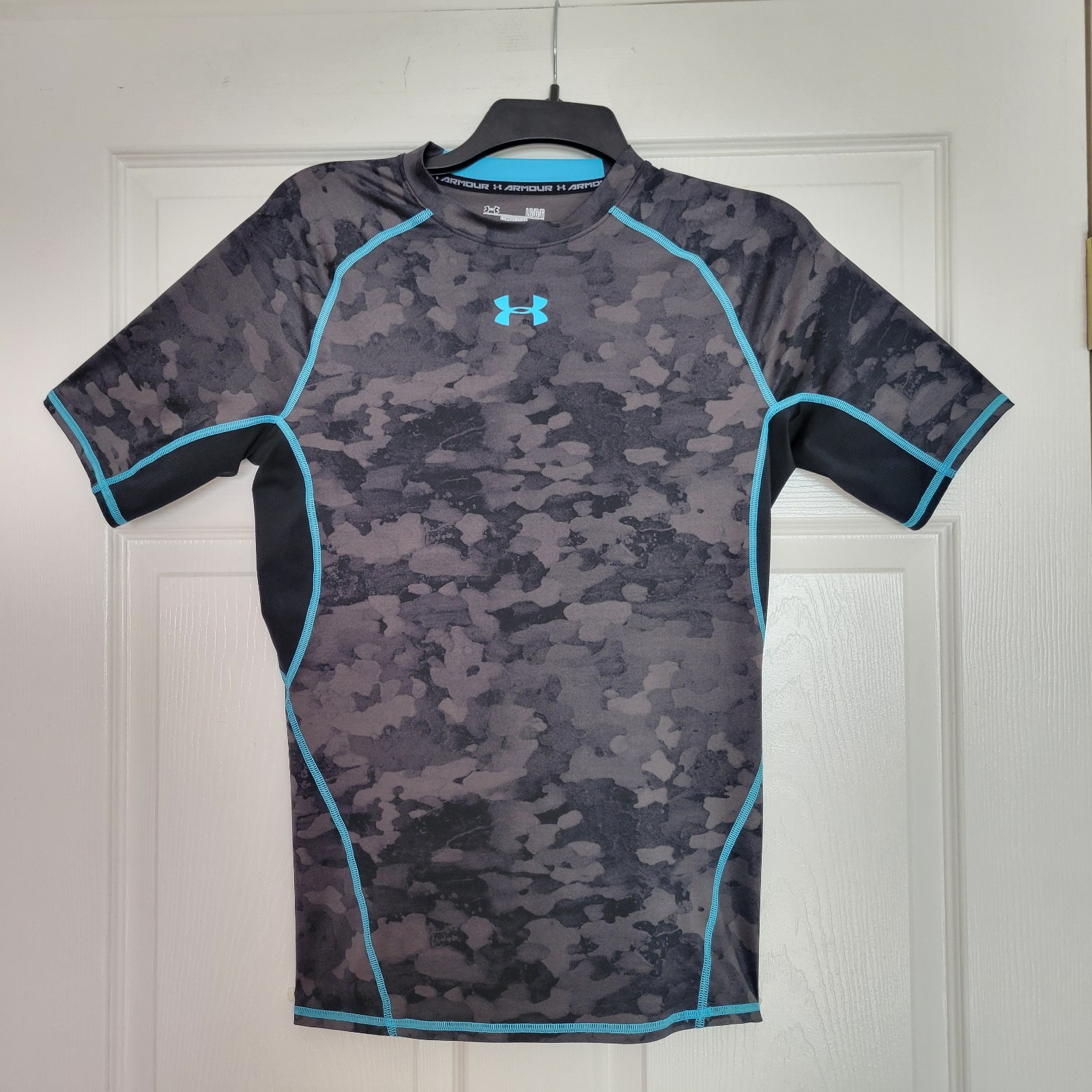 Under Armour Heatgear Compression Gray/Blue Camo Short Sleeve T-Shirt Size Large