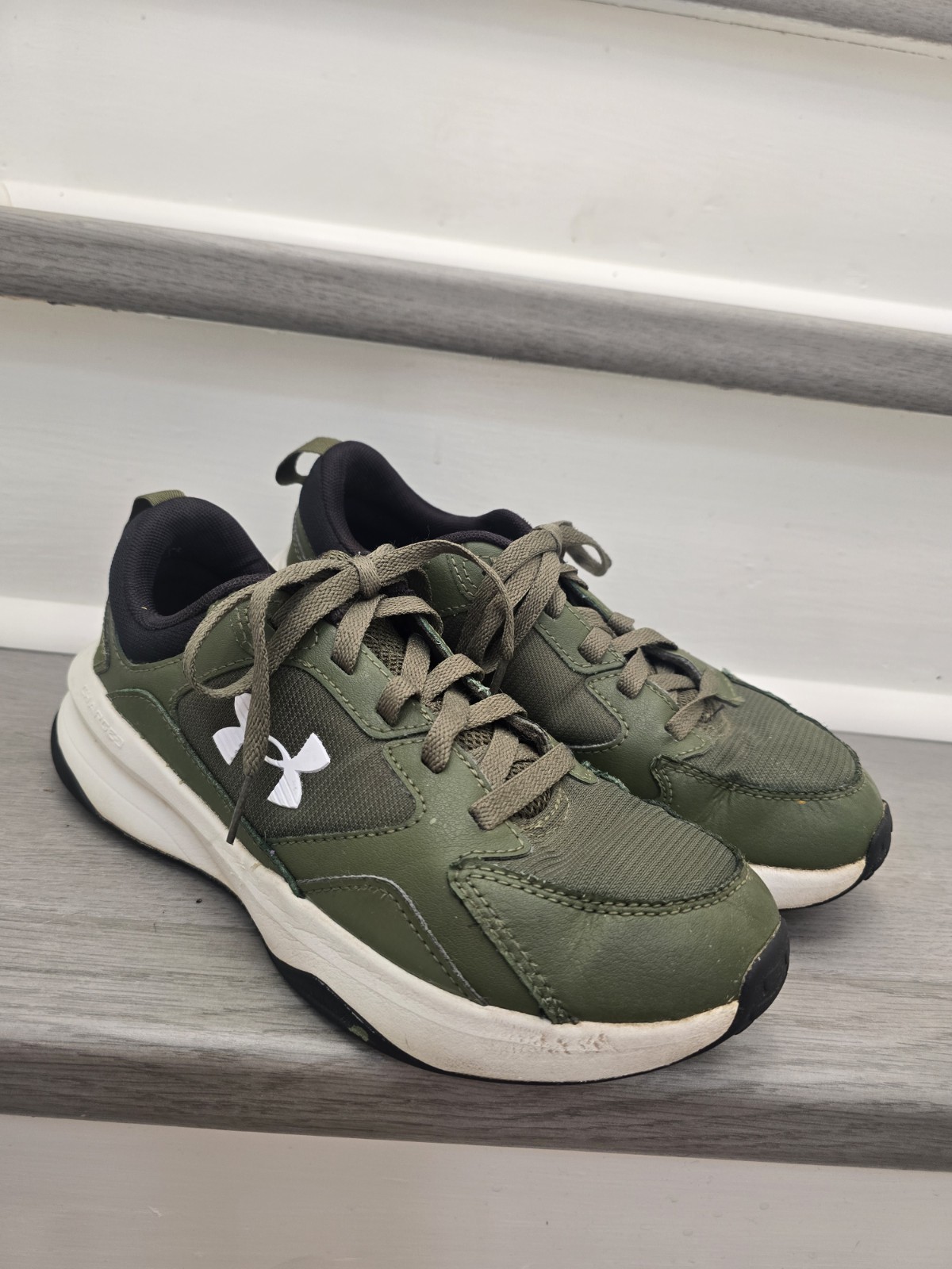 Under Armour Charged Edge Men’s Training Shoes Army Green Size 7 3026727-302
