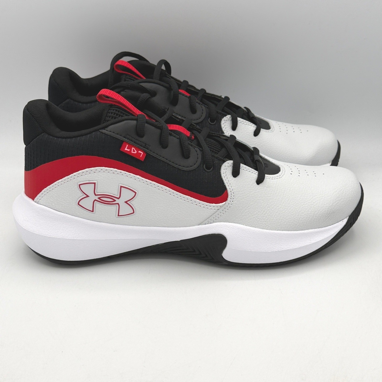 Under Armour UA Lockdown 7 Shoes Mens 11 Gray Black Red 3028512-100