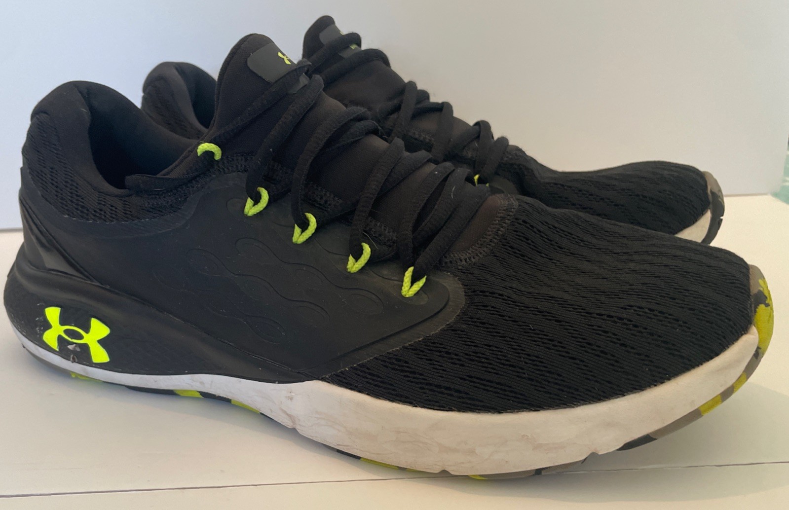 Under Armour Charged Vantage Marble Running Shoes Black/Volt Men Size 10.5