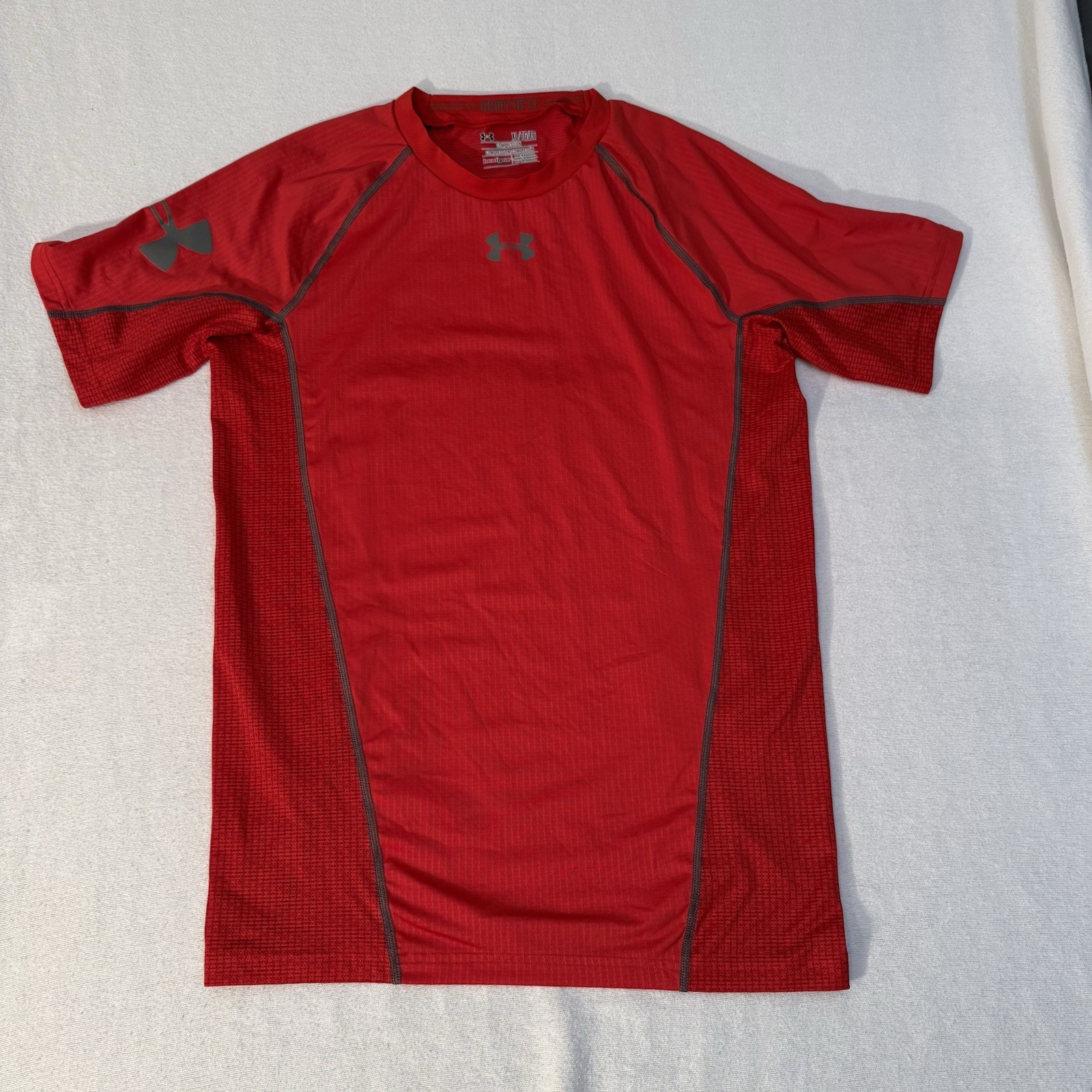 UA HeatGear Compression Moisture Wicking Red Short Sleeve T-Shirt XL
