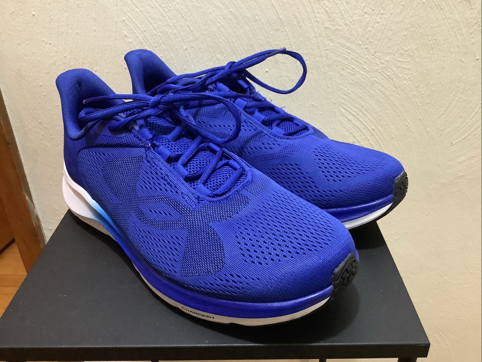 Under Armour Charged Deluxe Comfort System Blue Running Shoes Men’s Size 10.5