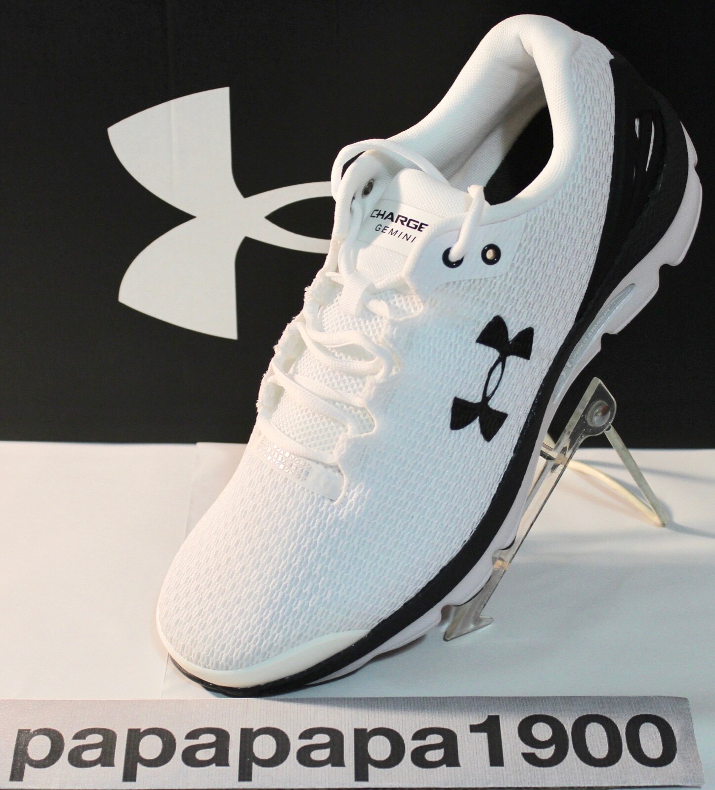 UNDER ARMOUR CHARGED GEMIN MEN’S SHOES, WHITE  3026501-101, NEW WITH BOX