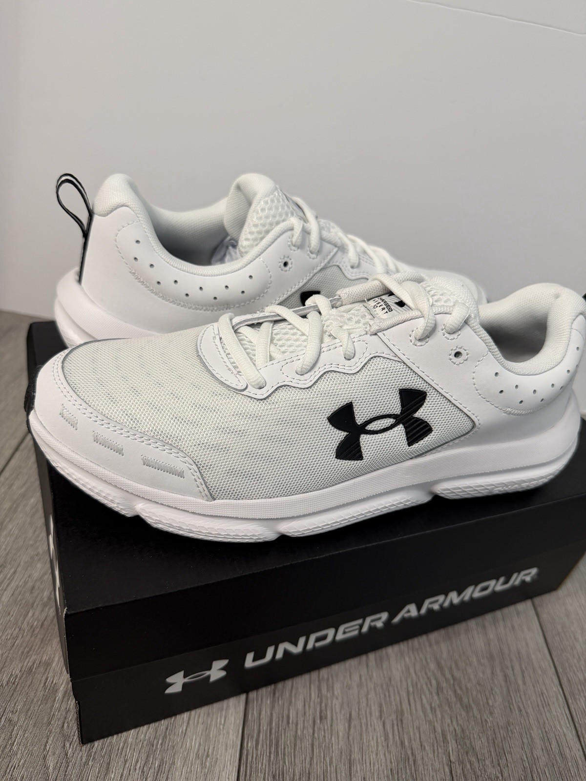 Under Armour Charged Assert Men’s Shoes Size 9.5 New In Box