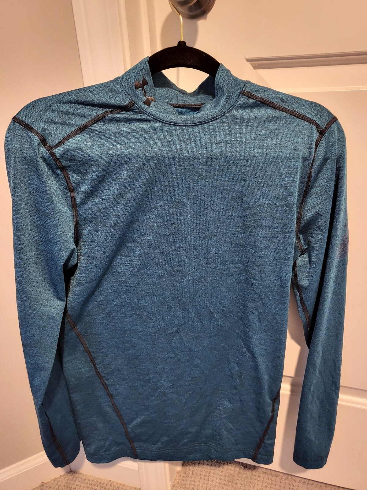 under armour cold gear compression shirt