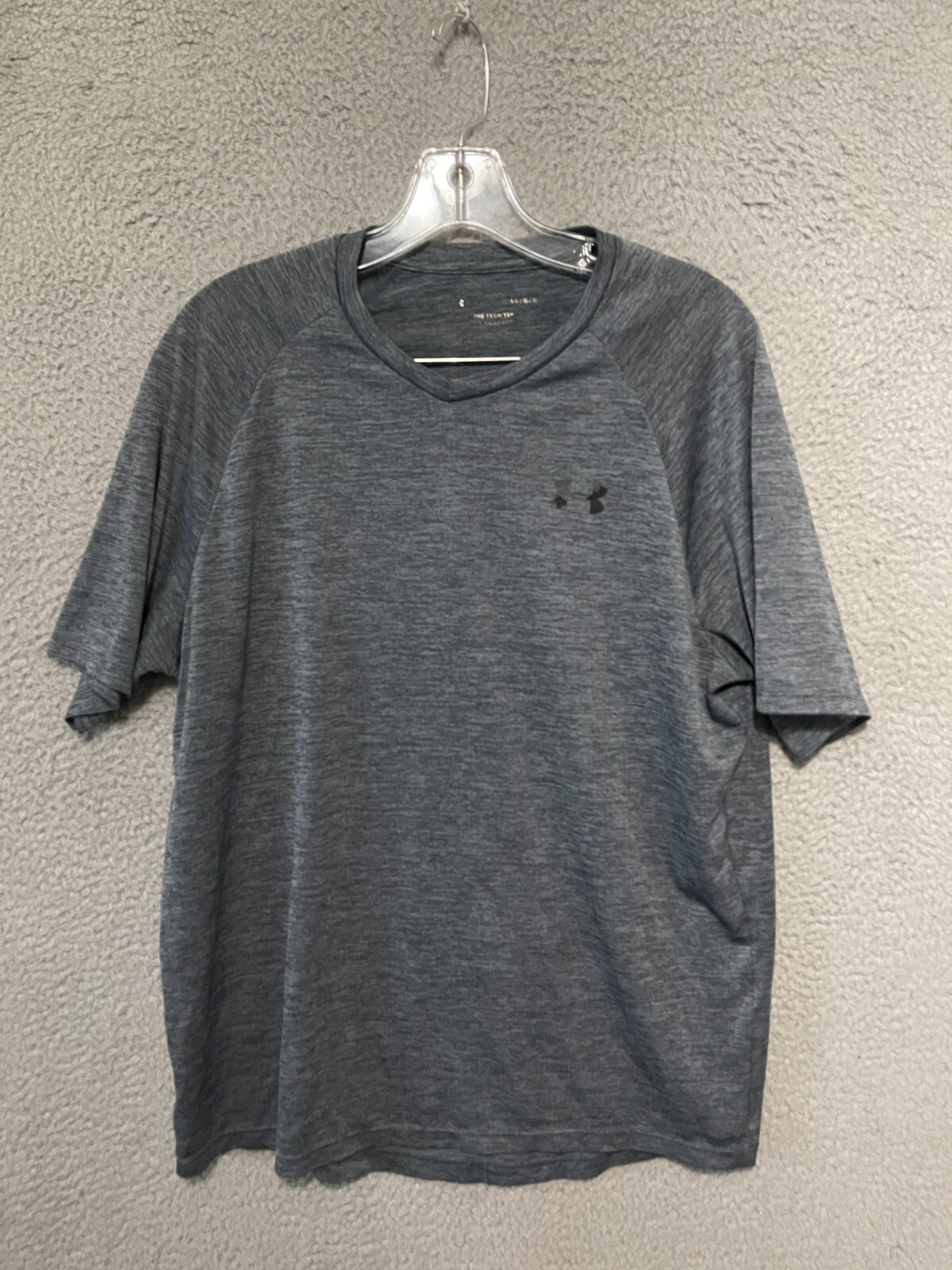 Under Armour UA The Tech tee Mens Size Large Gray Short Sleeve Adult Polyester