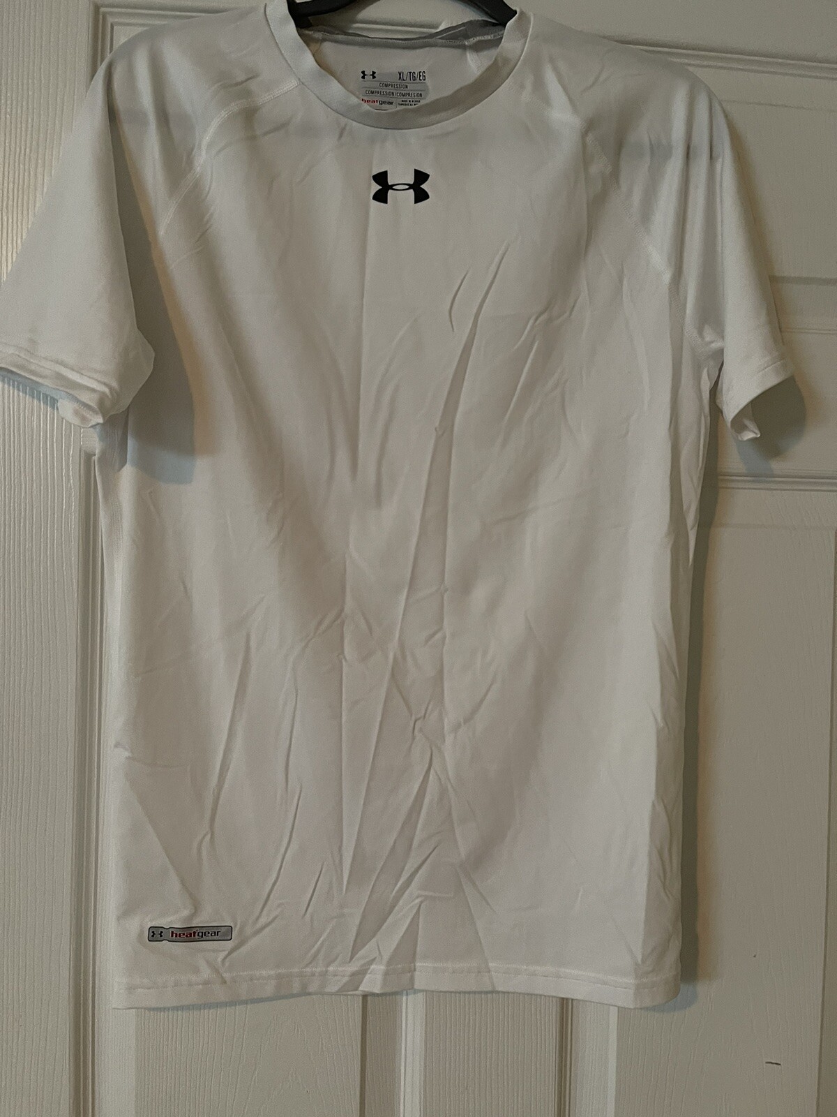 MENS UNDER ARMOR COMPRESSION SHIRT