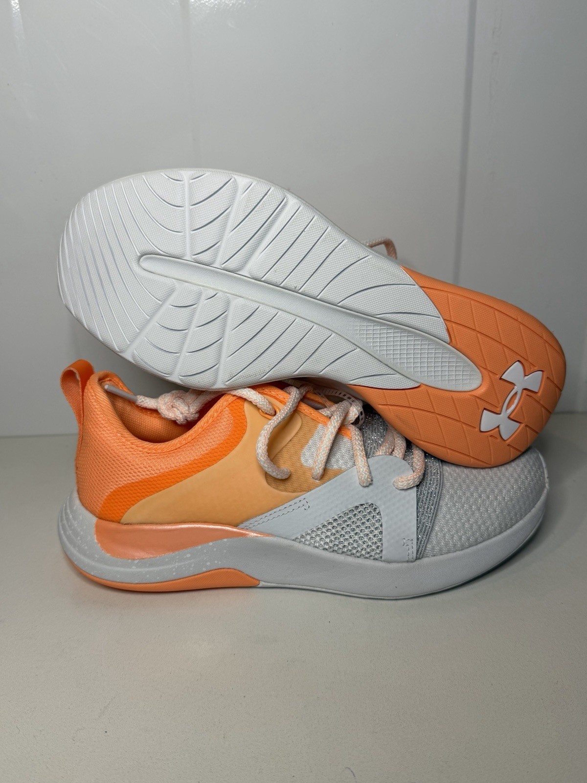 Under Armour Charged Breathe Orange Gray Lace Up Low Top 3026205-801
