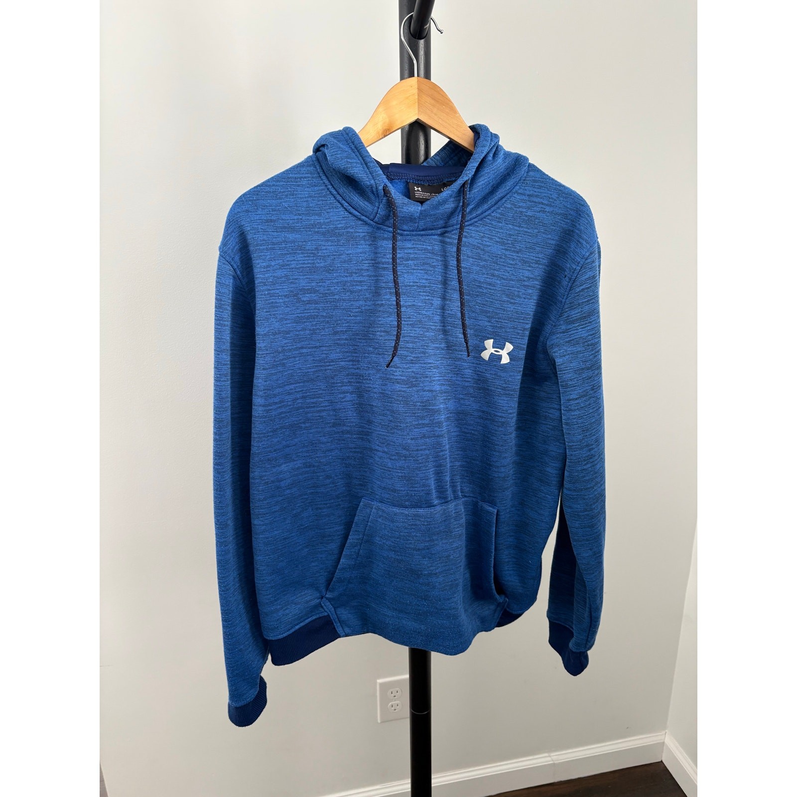 Under Armour Men’s Armour Fleece Twist Hoodie in a blue