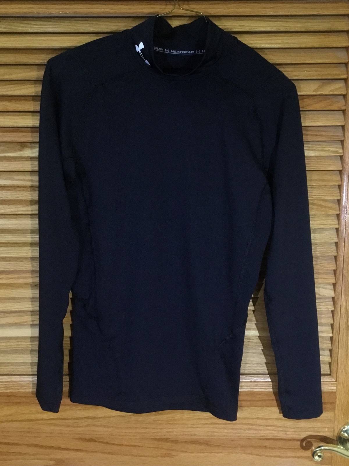 Under Armour Men’s Size Medium Black Heat Gear Compression Shirt CM-487