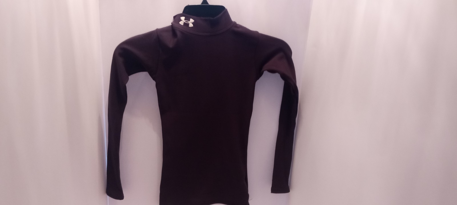 under armour compression shirt