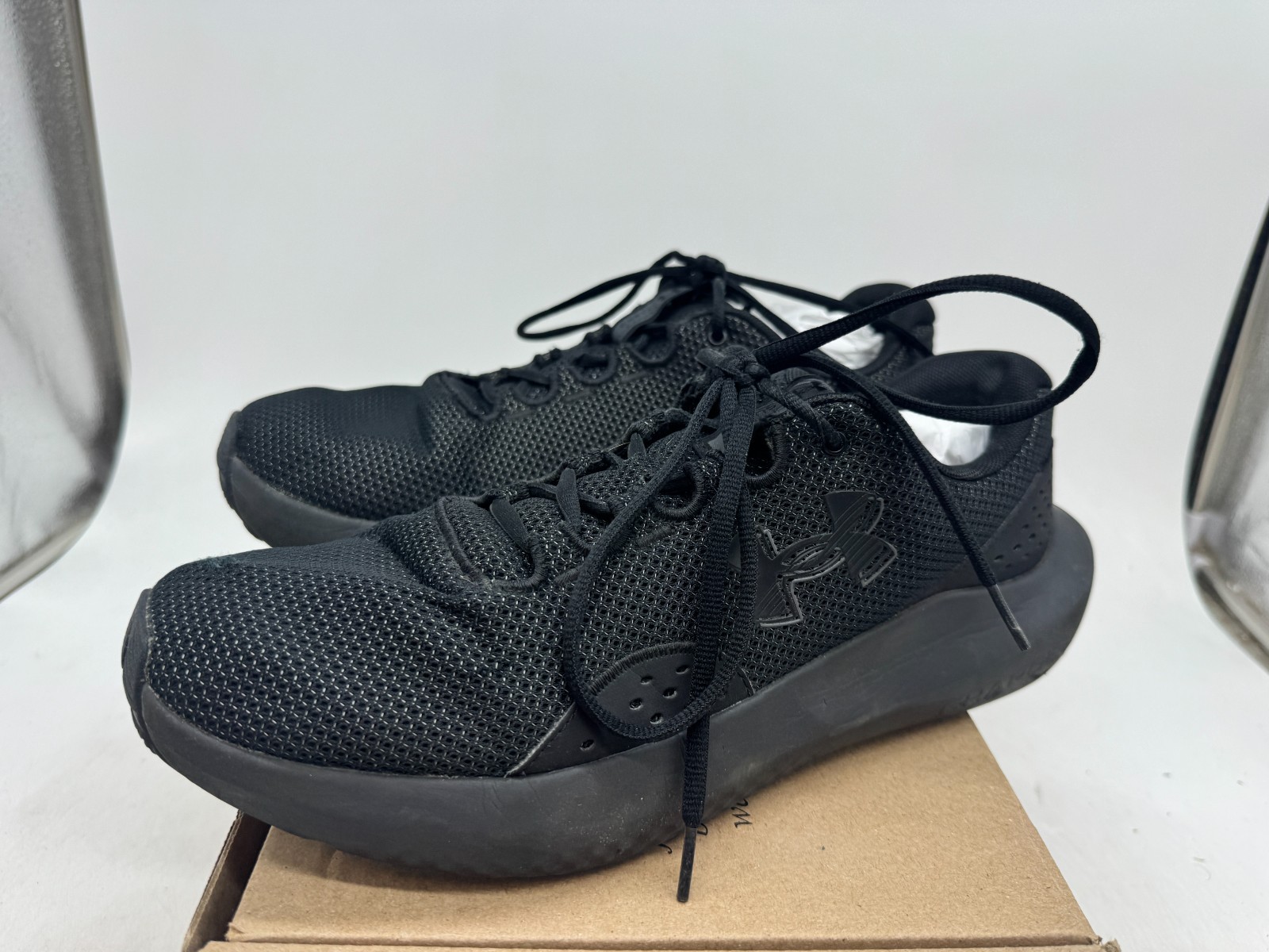 Under Armour Charged Assert 9 Sneakers Men’s Black Low-Top Athletic Shoes – 12