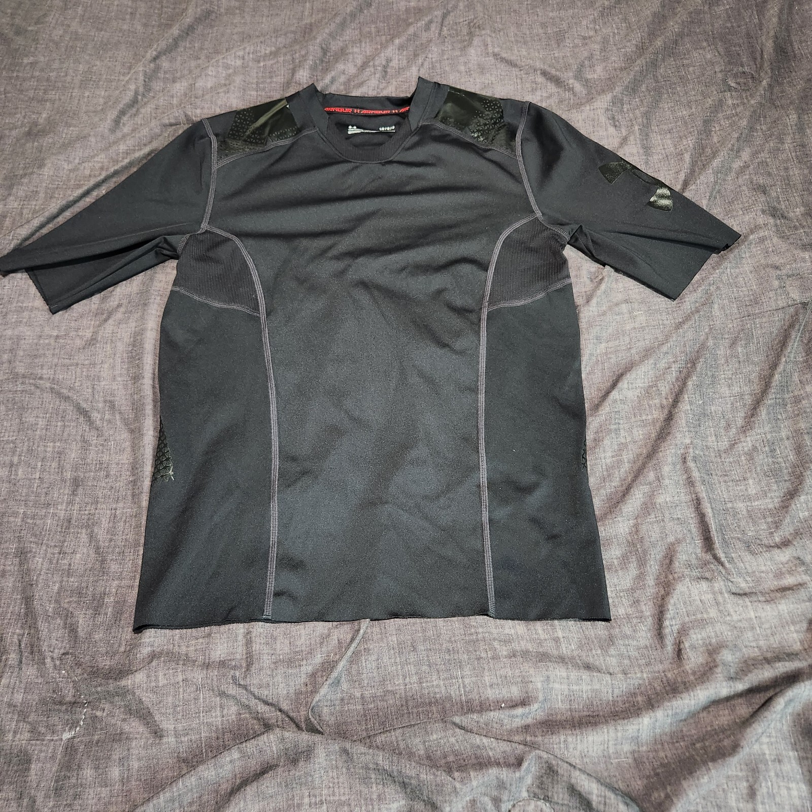 Under Armour Men’s Compression Shirt Size Large