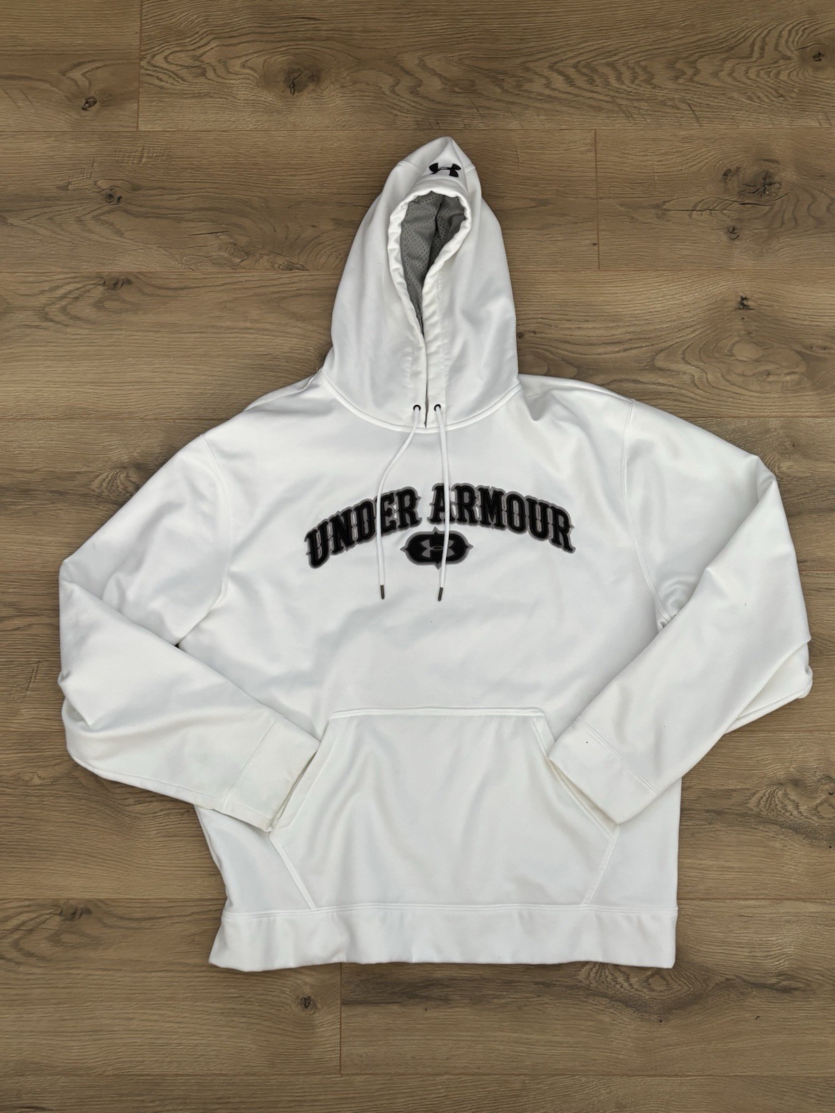 Preowned Men’s Under Armor White Polyester Outer Hoodie Embroidered Emblem SizeL