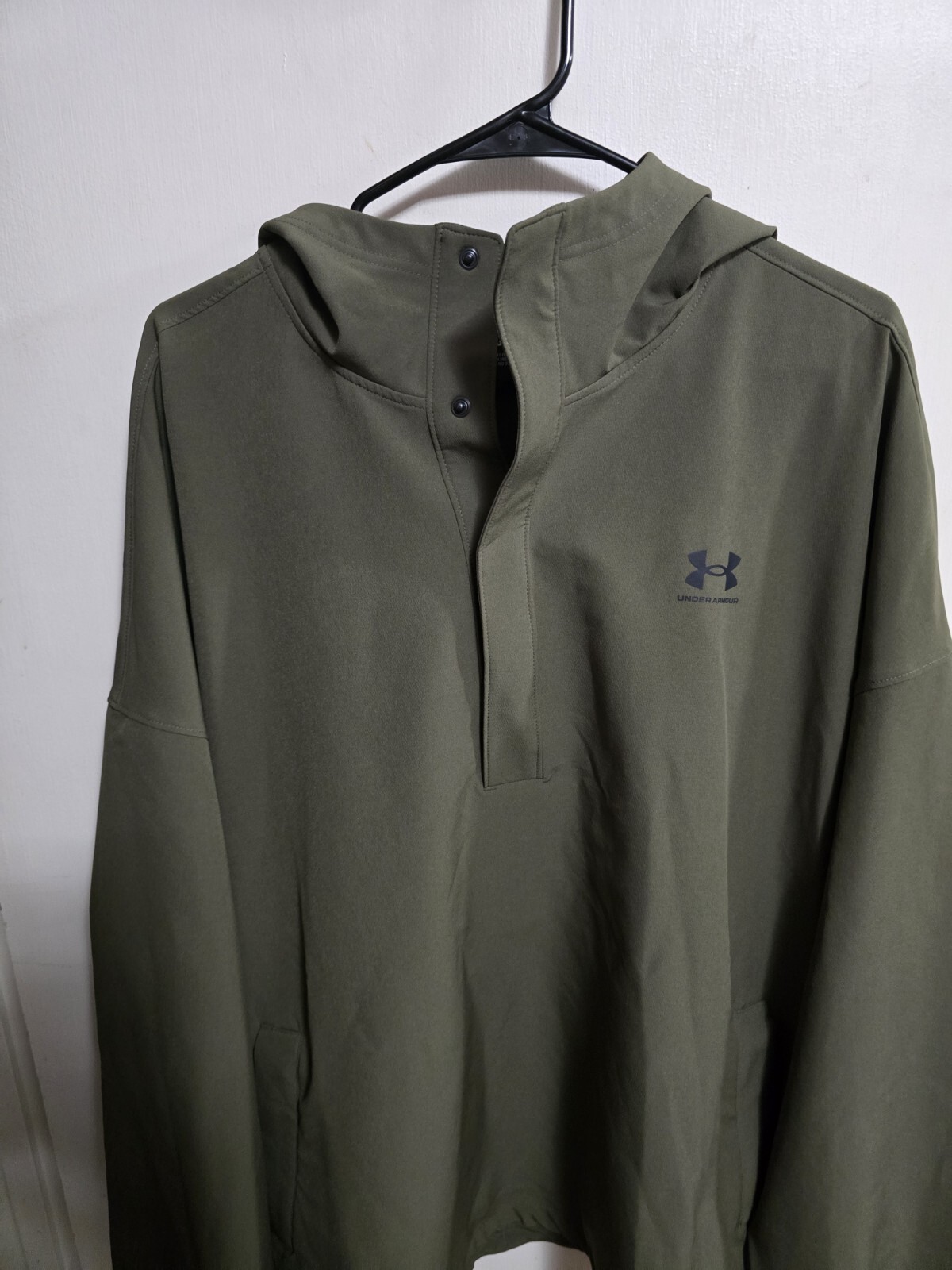 2025-NWTS-Under Armour MENS VIBE WOVEN Pullover Hoodie Mens Green LG