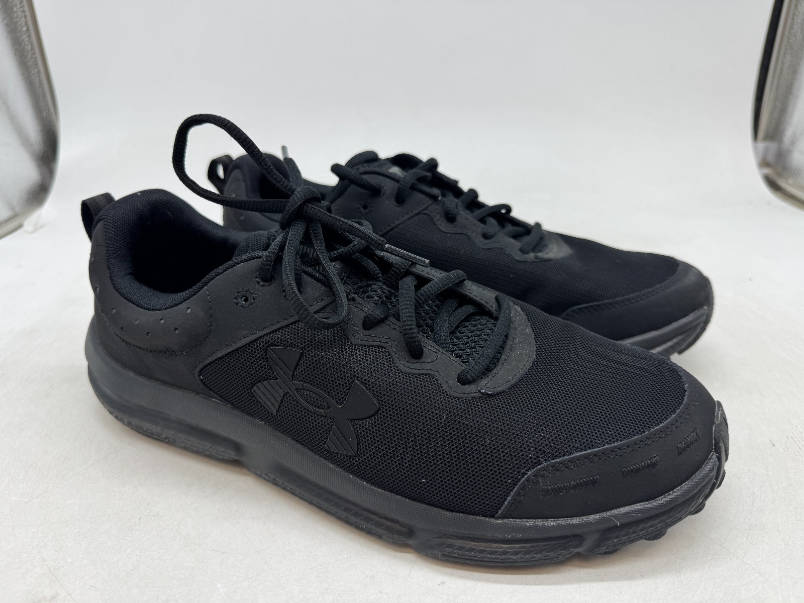 Under Armour Charged Assert 10 Sneaker Men’s Black Lace-Up Athletic Shoes – 11.5