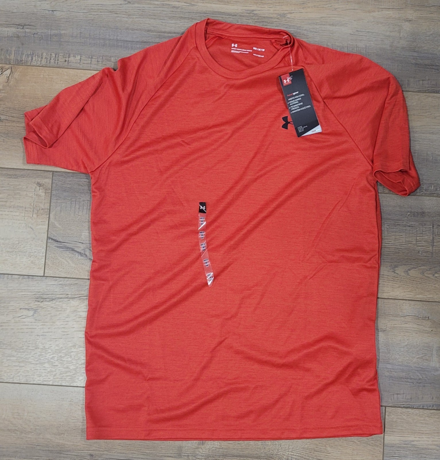 NEW Men’s Under Armour UA  Tech Heatgear Short Sleeve T-Shirt Red NWT Medium