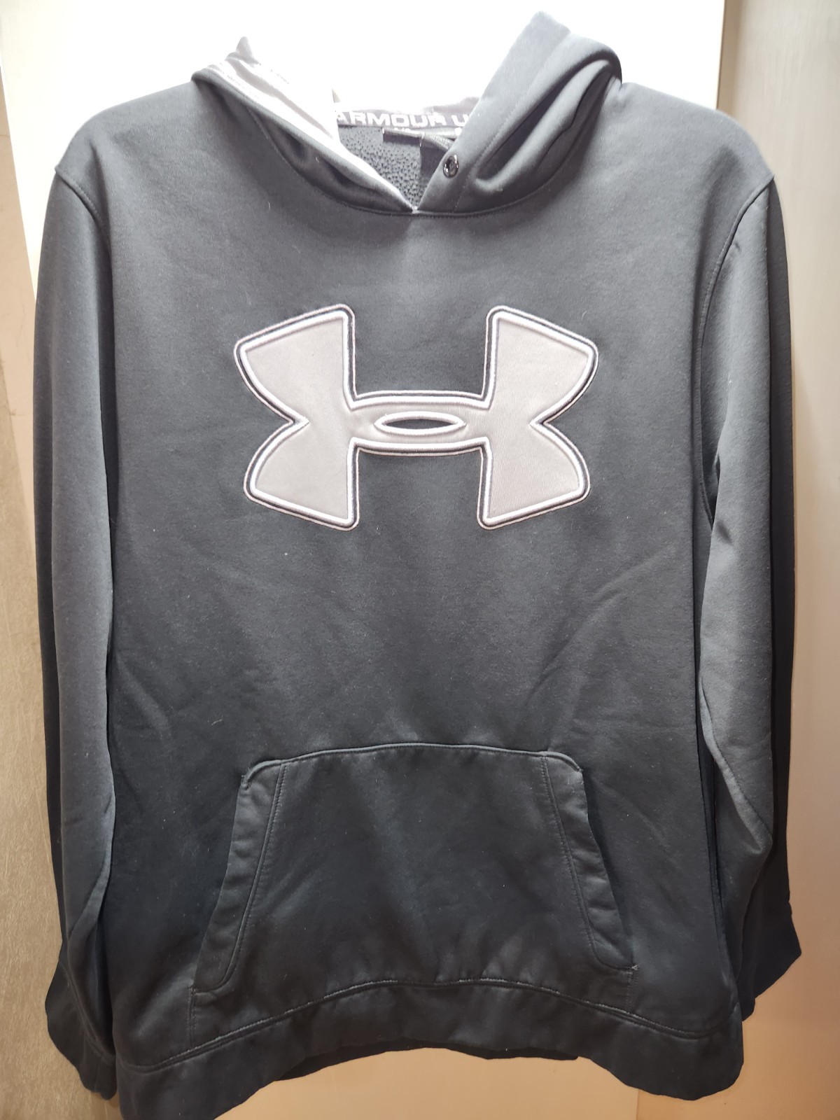 Men’s Under Armour Big Logo Hoodie Comfort Black Size Large Pockets Athleisure