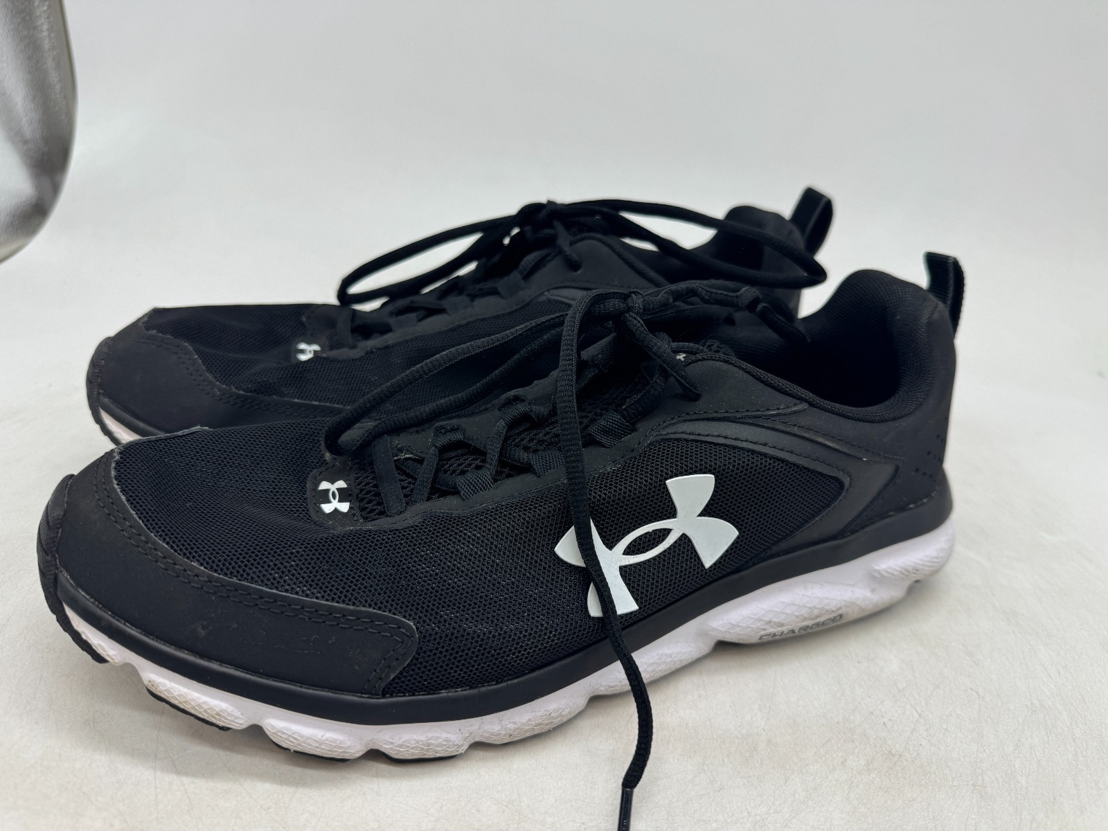 Under Armour Charged Assert 9 Running Sneakers Men Black White Mesh Low Top – 11