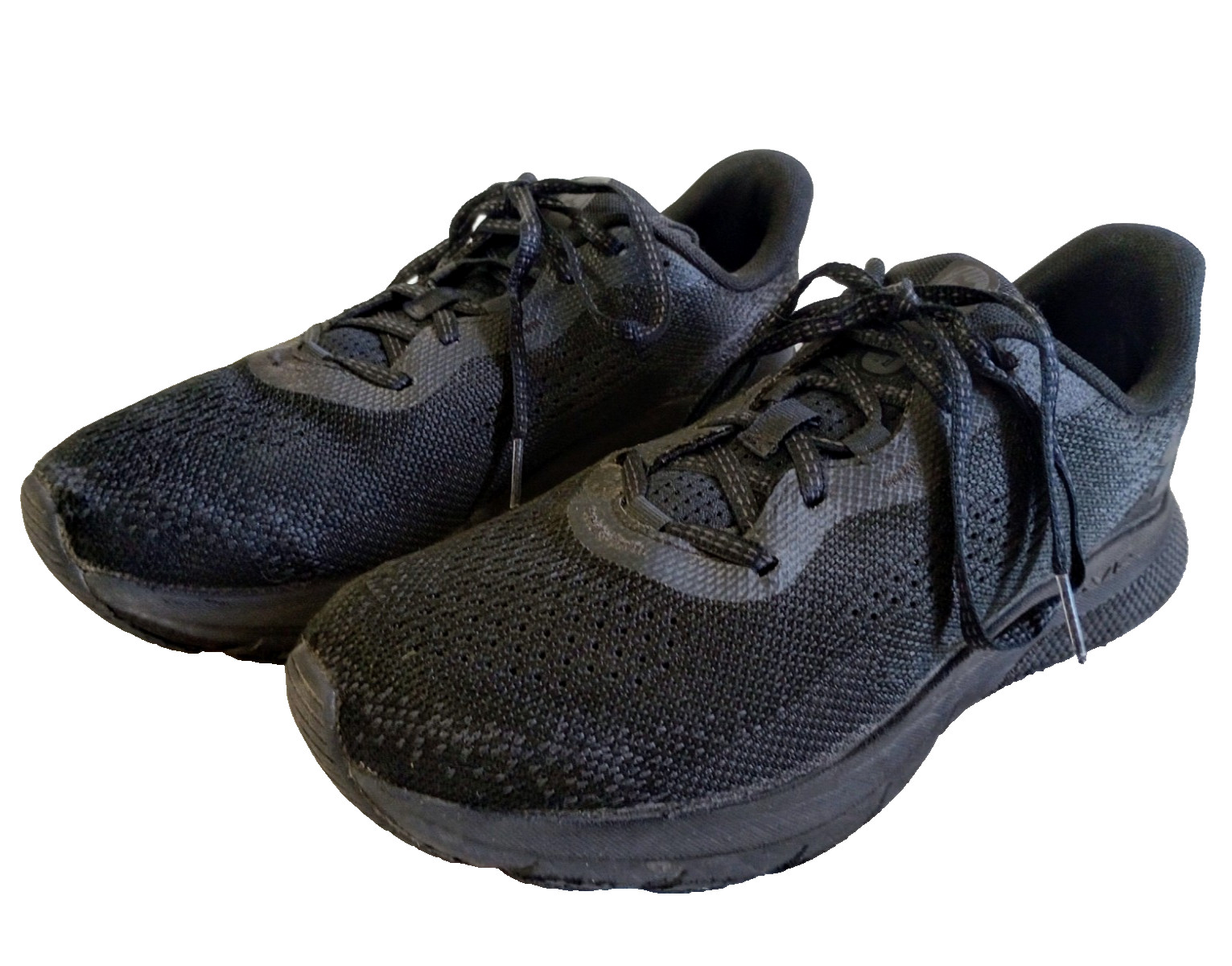 Under Armour HOVR Turbulence 2 Men’s Running Shoes, Sneakers, Triple Black, Sz 8