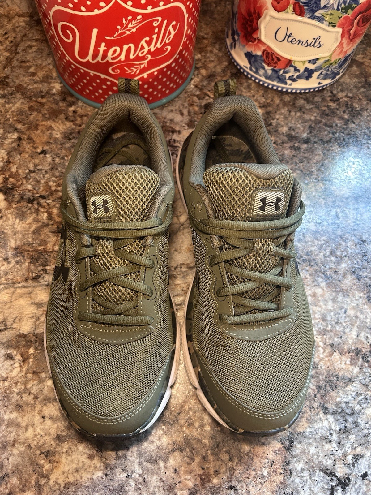 Under Armour Charged Assert 10 Marine OD Green Camouflage Mesh Low Top Sneaker