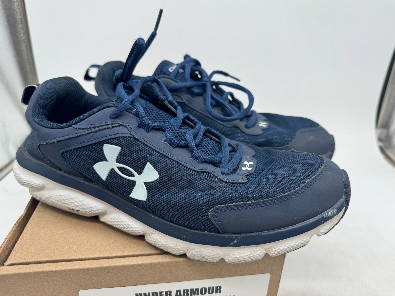 Under Armour Charged Assert 10 Sneaker Men’s Academy White Running Shoes – 11.5